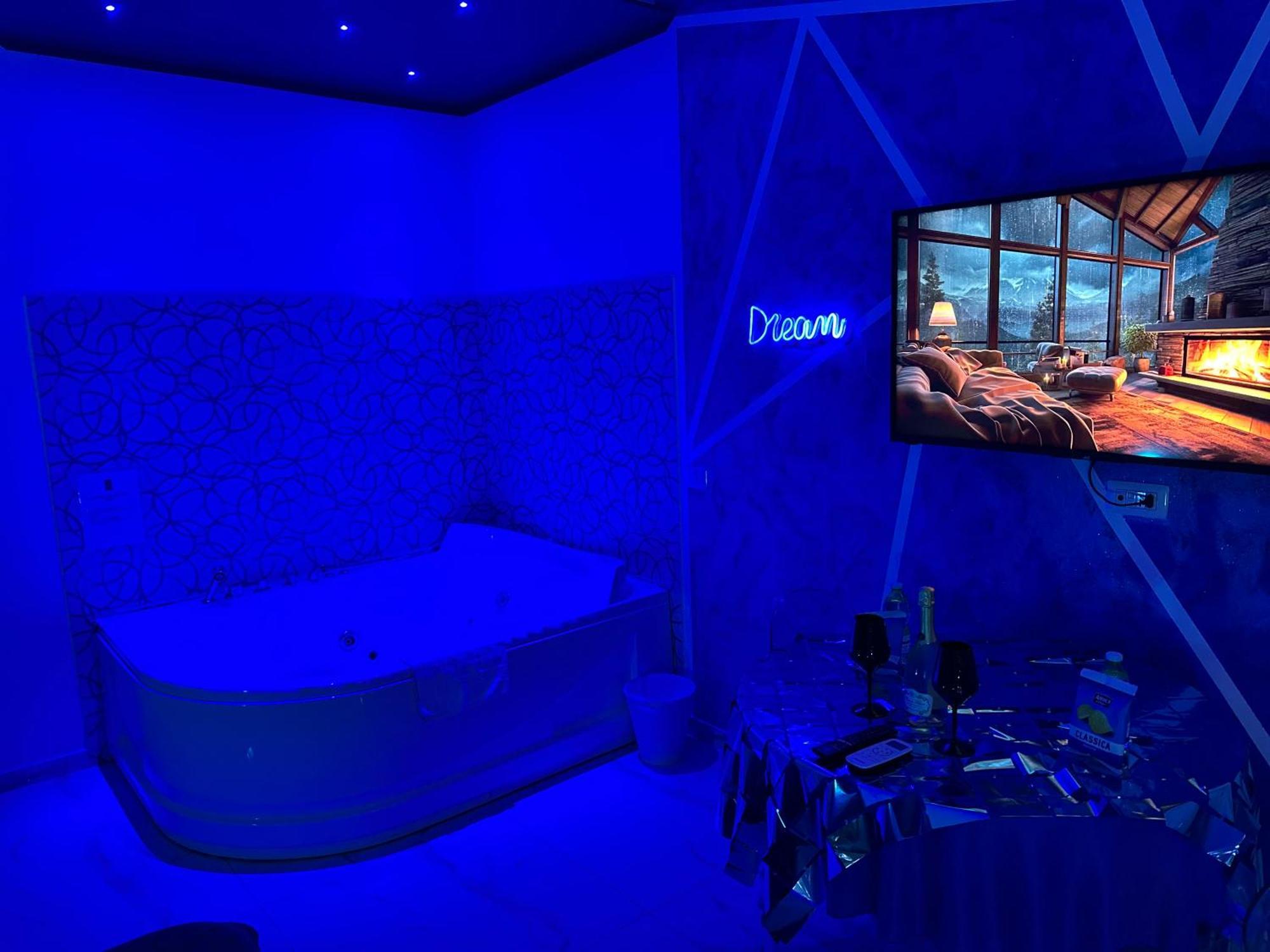 Infinity Suite Acerra Extérieur photo
